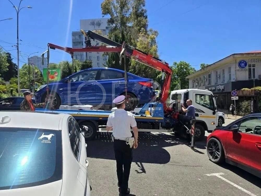 Штрафы за незаконную парковку у электрозаправок в Сочи